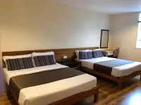 Hotel Sarina