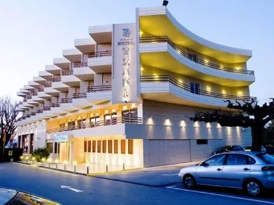 Tzaki Hotel & Restaurant Patras Hotels in Patrai