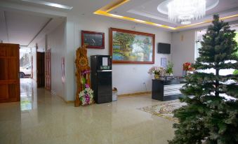 Grad Son Lam Hotel
