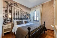Le Suite Downtown