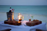 Bluebay Beach Resort & Spa - breakfast