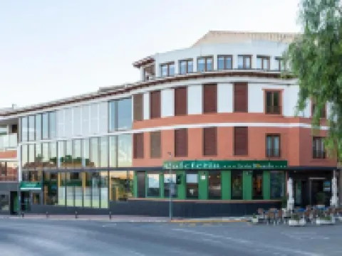 León Dormido Rooms and Apartments Hoteles en Polop de la Marina