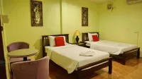 Kluay Mai Guest House - Guest houses