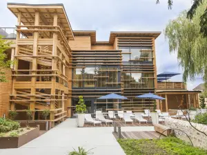 Top 15 Premium Hotels in Bourgogne-Franche-Comte