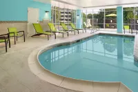 亞特蘭大西北SpringHill Suites飯店 - 游泳池