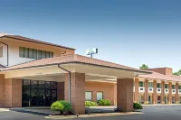 Days Inn by Wyndham Lexington Hotels in Lexington