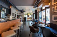 Hostel Mondpalast - Quầy Bar