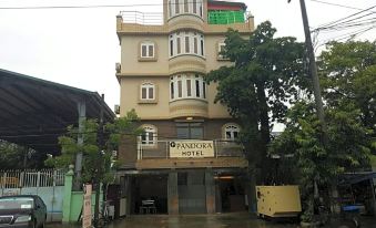 10. Pandora ..