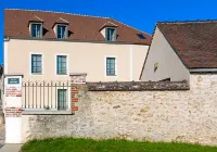 Residence the Originals Demeure des Remparts Hotel di Sancy-les-Provins