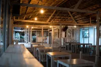 Cabana Retreat - Glamping Hotels in Kota Belud