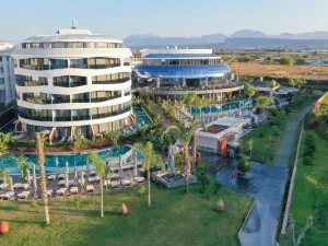 Liu Resorts