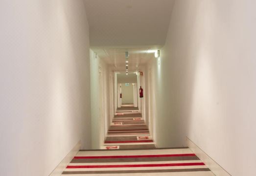 호텔 제로니모스 8 로비 전경