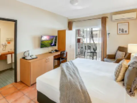 Coral Tree Inn Hoteles en Cairns