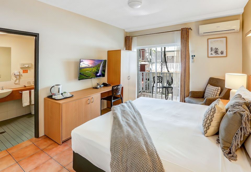 Coral Tree Inn Hotel Over view