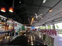Leuchtturm Resort - bar