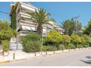 Lovely 2 Bedroom Apartment Vouliagmeni