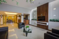 슬림 조인빌 바이 슬라비에로 호테이스