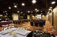 Carson Valley Motor Lodge and Suites