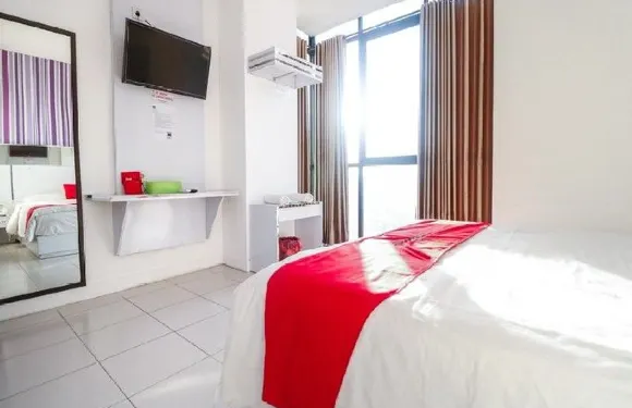 紅多茲酒店-近巴圖安帕爾汽車站