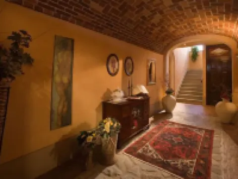 Cascina Baràc Hotels in Alba