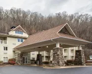 Super 8 by Wyndham Cherokee