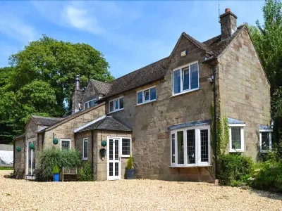 The Old Barn Hotels near Alton Towers
