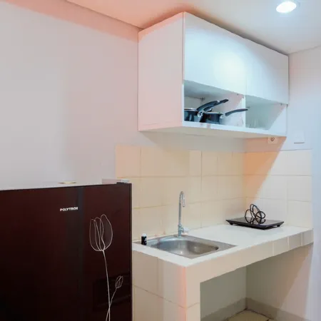 Simple Studio Apartment at Serpong Greenview by Travelio