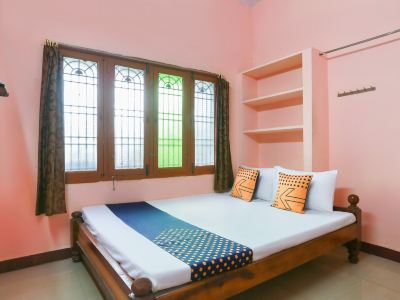 Spot on 63682 Tharun Guest House