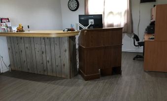 Knights Inn Cobourg