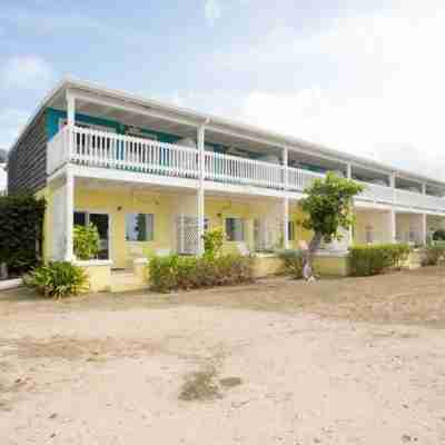 Tamarind Reef Resort Spa & Marina Hotel Exterior