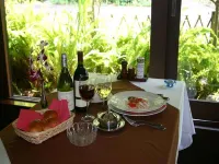 Gallery Court Ofa Atu - breakfast