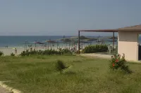 Grand Bahama Beach Hotel Hotels in Türkler Mahallesi