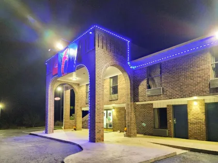 Motel 6 Fancy Gap, VA Отели в г. Фанси Гэп