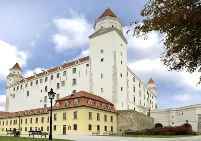 Ibis Bratislava Centrum Hotels in der Nähe von Námestie slobody