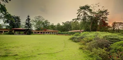 Sinclairs Retreat Dooars, Chalsa Hotels in Murti