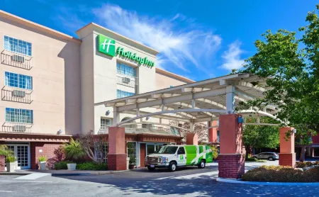 Holiday Inn & Suites San Mateo-San Francisco SFO