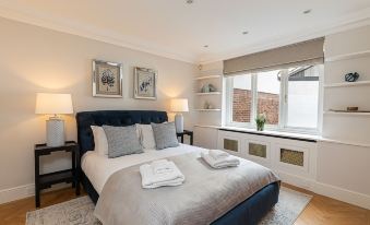 Stunning 6-Bed House Near Harrods in Knightsbridge