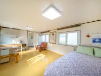 Danyang Wild Flower Garden Pension Hotels in Danyang-gun