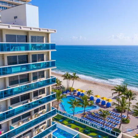 Ocean Sky Hotel & Resort Отели в г. Форт-Лодердейл