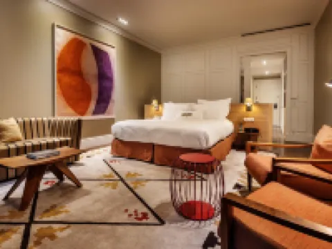 ヴィダゴ パレス シャベシュのホテル