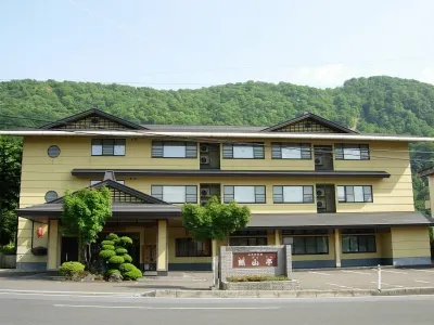 Towadako Shinzantei Hotels in Kosaka