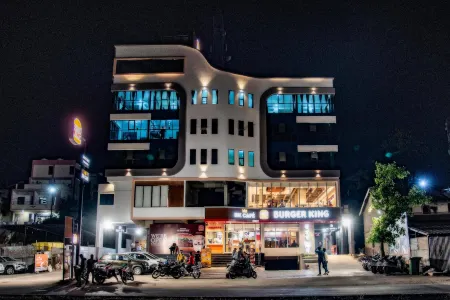 Hotel Jurkis, Kolhapur