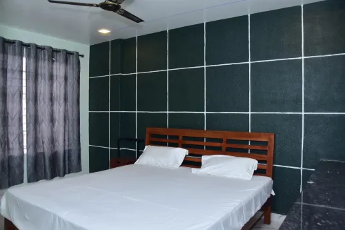 CHANDRA ROYAL RESIDENCY