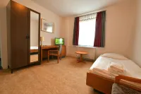 Skybasic Merseburg Отели в г. Мерзебург