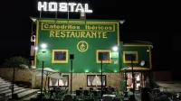 Hostal Catedritos Ibéricos A-5 Km 154 A 5 KM de Oropesa A 1 KM de Herreruela de Oropesa Hotels in El Gordo
