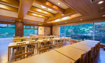 Nanairo No Kaze - Housity