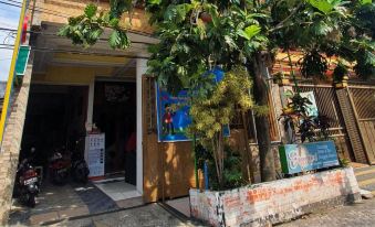 Homestay Gayatri Sawojajar Near Univ Negeri Malang Kampus 2 Mitra RedDoorz
