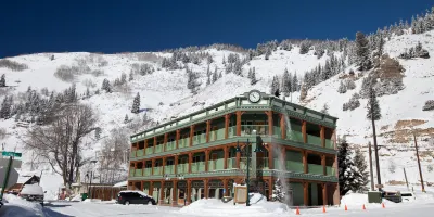 The Green Bridge Inn