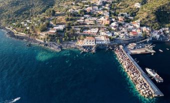 Hotel l'Ariana Isole Eolie - Una Esperienze