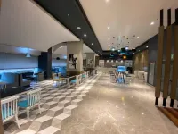 Hotel Cosmopolitan Hotels in Lucknow